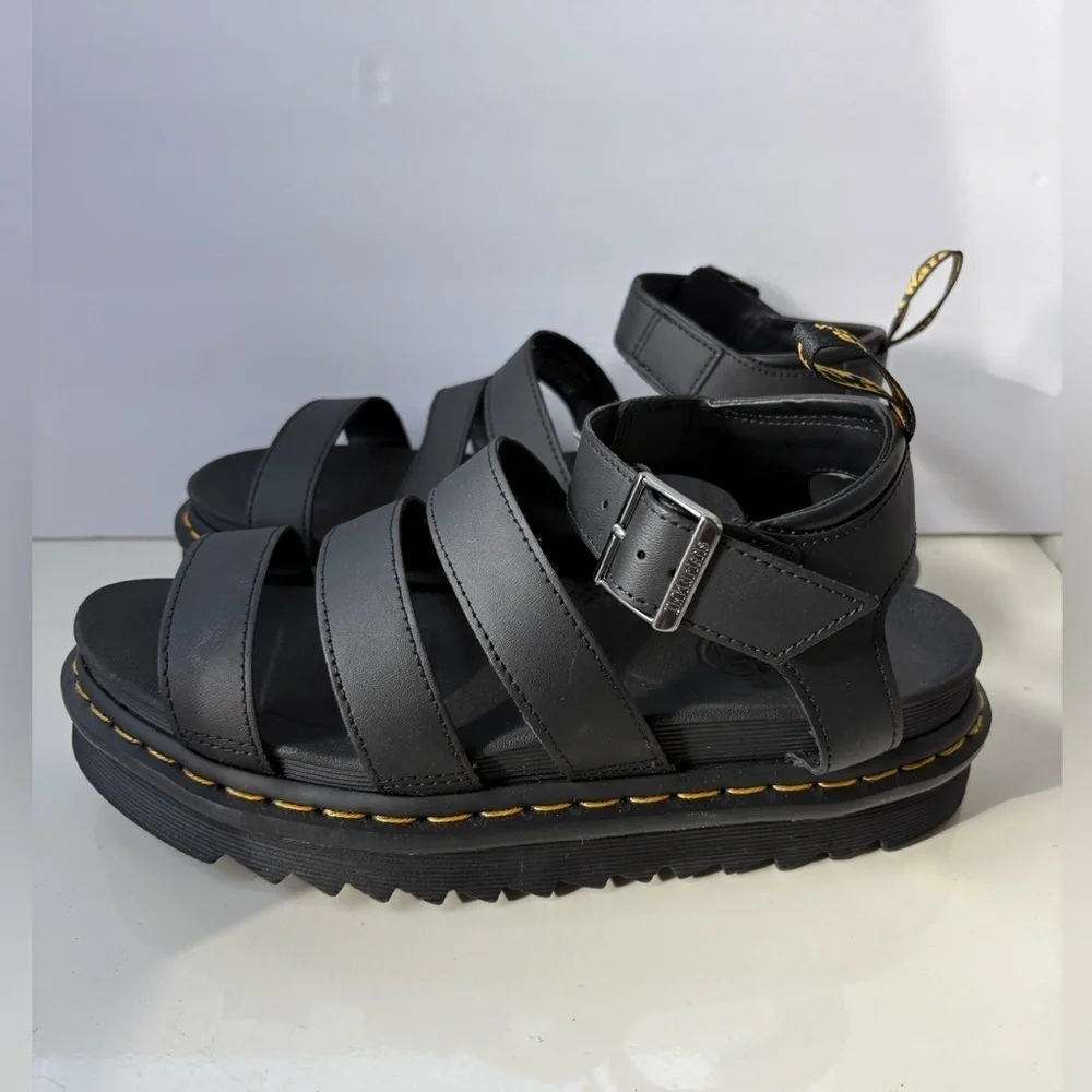 NWOT Dr. Martens Blaire Hydro Leather Sandals Size 9 Women’s - Picture 2 of 13
